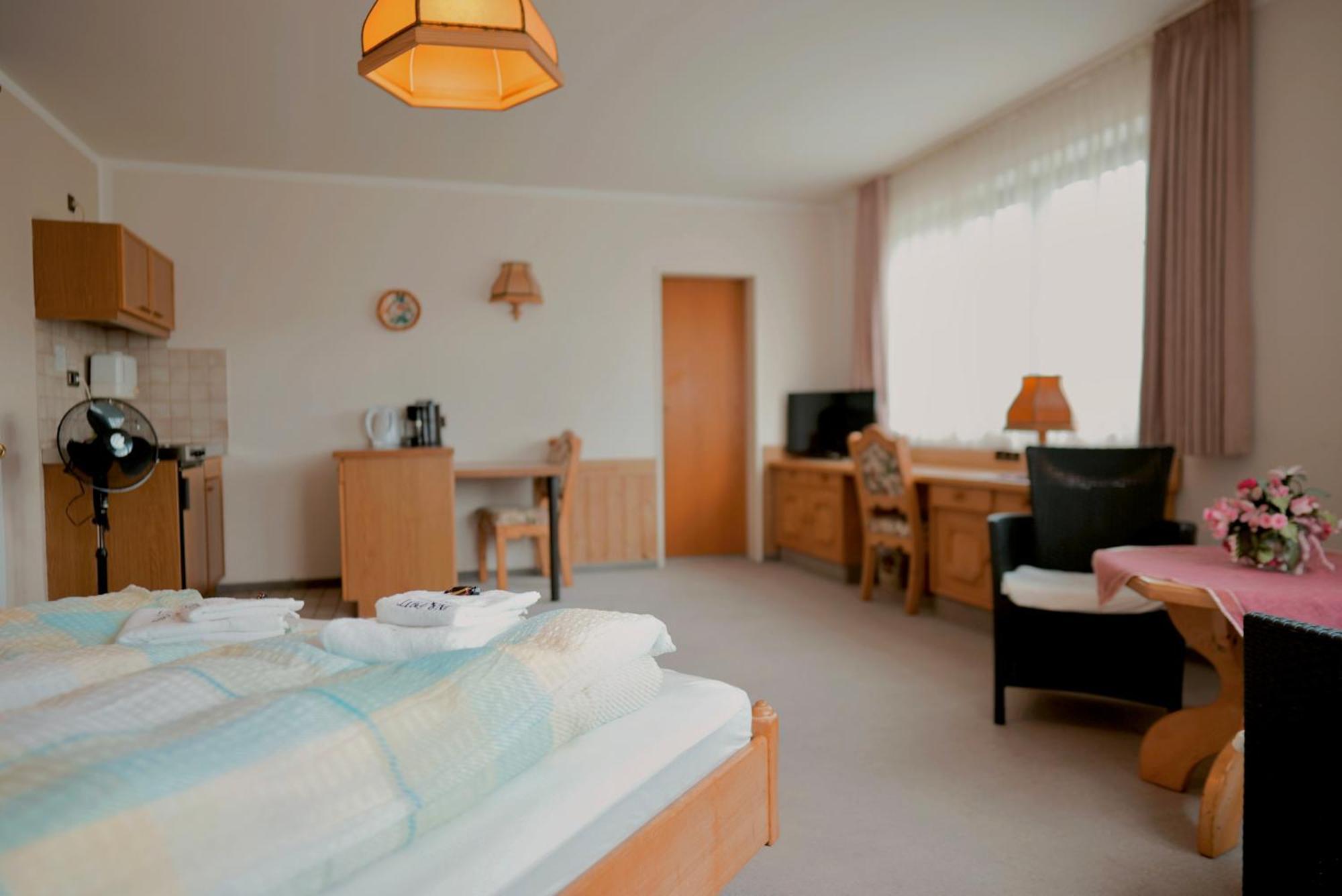 Appartamento In & Out Boardinghaus Stolberg  Esterno foto